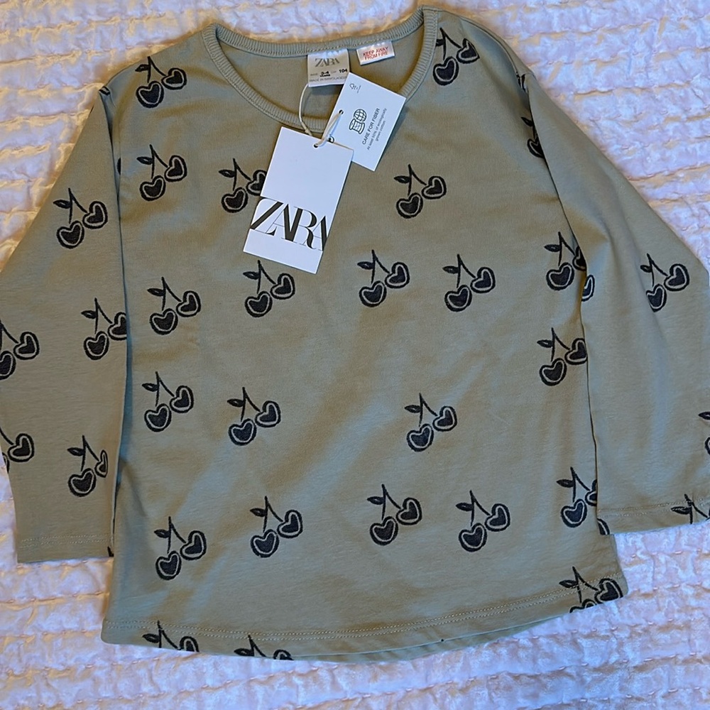 Zara New cute top size 3-4Y 104 cm.
